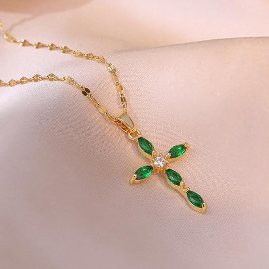 Esmeralda Cross Collar | Oro