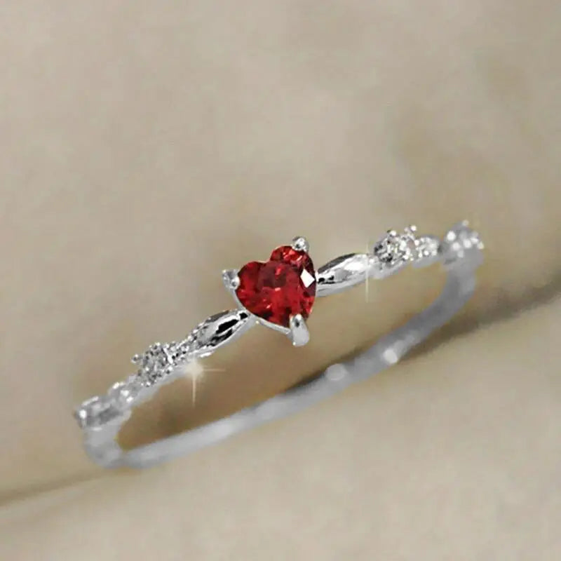 Coralyn Amoura Anillo | Blanco Oro