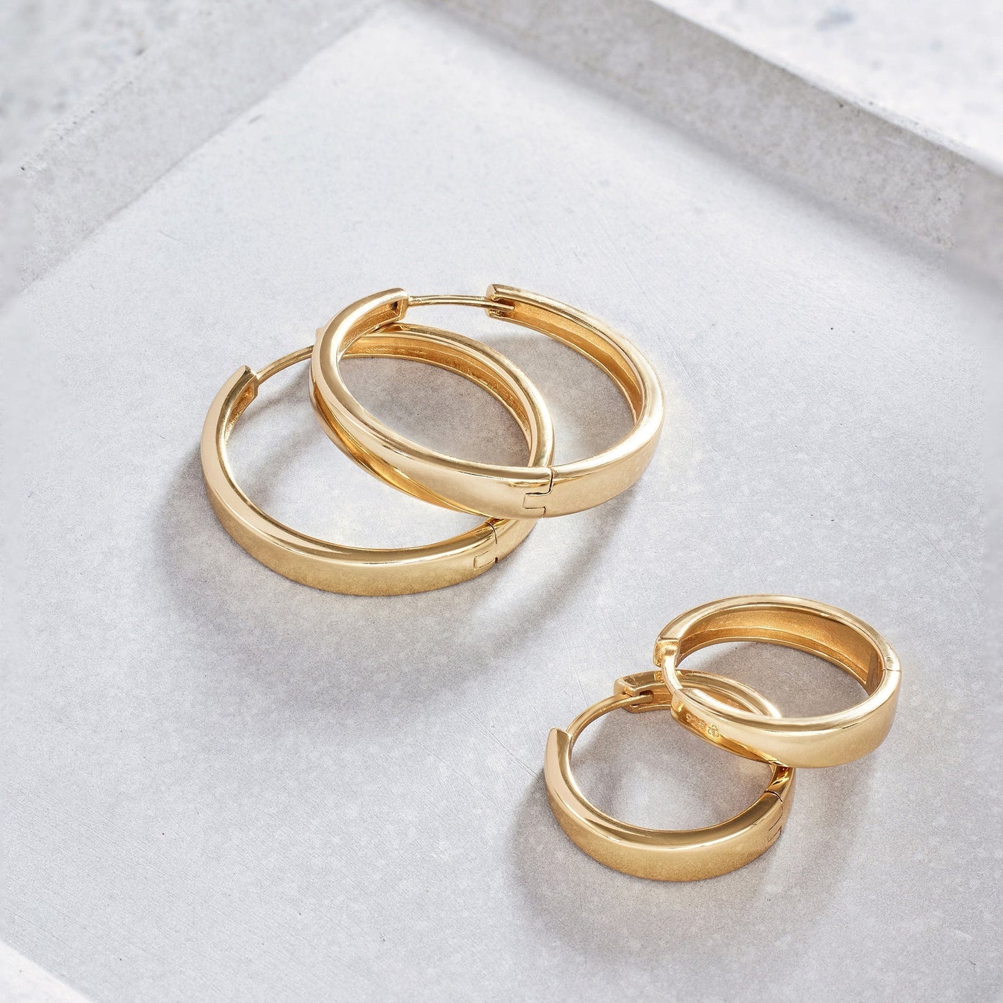 Gia Aros | Oro
